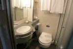 PICTURES/Our Boat/t_Bathroom1.JPG